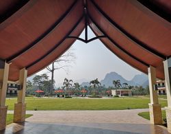 Tmark Resort Vang Vieng Dış Mekan