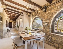Top luxury experience with villa Monte İç Mekan