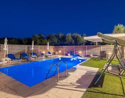 Toscana Villa 2 - 2 Bedroom Private Pool Villa Öne Çıkan Resim