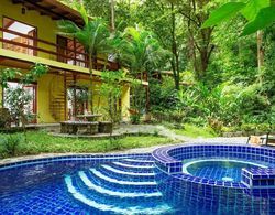 Toucan Villa Family Home w Private Pool Garden AC Oda