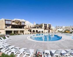 Tourist Hotels Resort Cappadocia Havuz