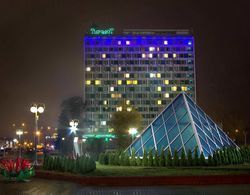 Hotel Tourist Minsk Dış Mekan