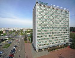 Hotel Tourist Minsk Dış Mekan
