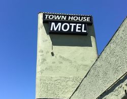 Town House Motel Dış Mekan