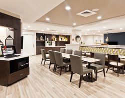 TownePlace Suites by Marriott Montgomery EastChase Kahvaltı