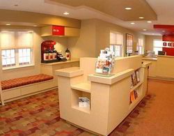 TownePlace Suites East Lansing Genel