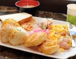 Toyoko Inn Tsu-eki Nishi-guchi Kahvaltı