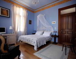 Traditional Hotel Ianthe Genel