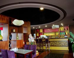 Tran Long Binh Duong Hotel Yerinde Yemek