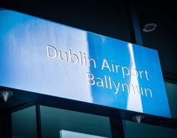 Travelodge Dublin Airport South Dış Mekan