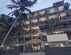 Treebo Trend Green Palm Resorts Dış Mekan