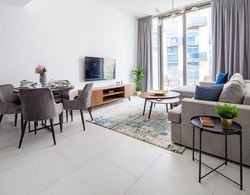 Trendy & Capacious 1BR Apartment in The Palm İç Mekan