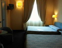 Hotel Tripoli Genel