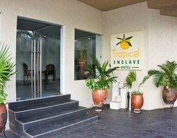Tropical Enclave Hotel Genel