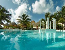TRS Yucatan Hotel Genel