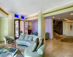 Truly the Finest Rental in Puerto Vallarta Luxury Villa With Incredible Views İç Mekan