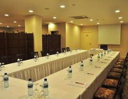 Tugra Hotel İş / Konferans