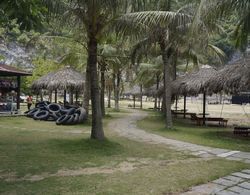 Tung Thu Beach Bungalow Dış Mekan