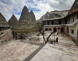 Turan Cappadocia Cave Genel