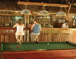 Turtle Beach Lodge  Bar