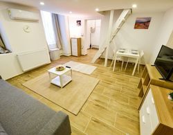 Two bedroom flat in the heart of city, Király str. Oda Düzeni