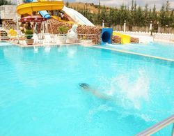 Uğurlu Thermal Resort Spa Havuz
