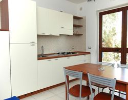 Apartment Ulivo With Pool and Private Beach Genel
