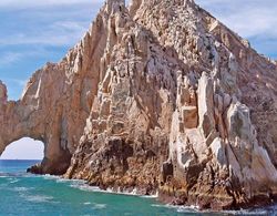 Ultimate Family Two Bedroom Suite Cabo San Lucas Oda