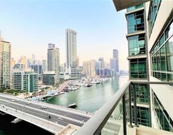 Ultimate Luxury and Stunning Views in Dubai Marina Dış Mekan