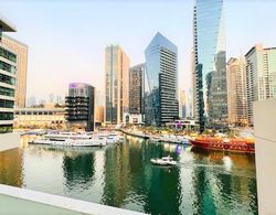 Ultimate Luxury and Stunning Views in Dubai Marina Dış Mekan