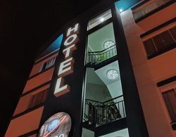 Hotel Urano Dış Mekan