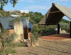 Urbancamp.Net Camping Leisure Windhoek Dış Mekan