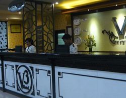 V3 Hotel Surabaya Genel