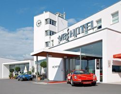 V8 Hotel Koln @MOTORWORLD, an Ascend Hotel Collect Genel