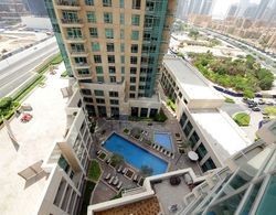 Vacation bay Burj Views Tower East Oda Manzaraları