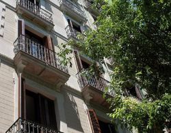 Val Barcelona Apartment Lobi