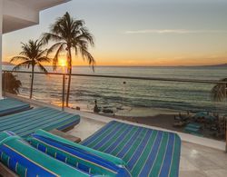 Vallarta Shores Beach Hotel Oda Manzaraları