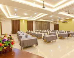 Varee Valley Resort and Restaurant Genel