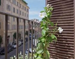 Vatican White Apartment - Vatican Cumfida Oda