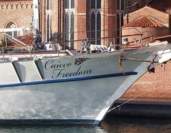 Venezia Boat & Breakfast Caicco Freedom Öne Çıkan Resim