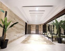 Venizia Sarovar Portico Delhi İç Mekan