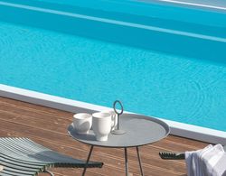 Venus Villa with Private Pool, 2min to the Beach Dış Mekan