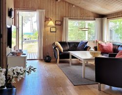 Vibrant Holiday Home in Nexø With Sauna İç Mekan