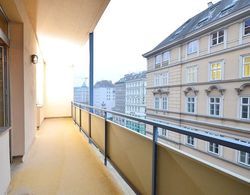 Vienna Residence Classy Apartment for 2 People Right in the Center of Vienna Oda Düzeni