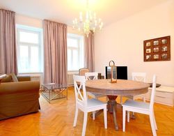 Vienna Residence Great Home for 4 People Near the Famous Schloss Schoenbrunn Oda Düzeni