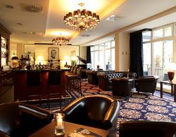 Vier Jahreszeiten Starnberg Hotel Bar