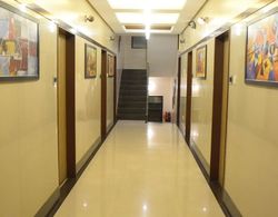 Hotel Vijay Residency İç Mekan