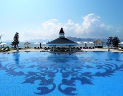 Vinpearl Resort & Spa Ha Long Havuz