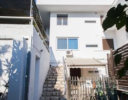 Vouliagmeni Stylish Homes by BluPine Dış Mekan
