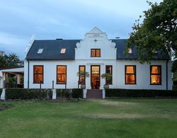 Vredenburg Manor House Genel